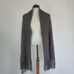 Xale tricô Cinza com Franjas