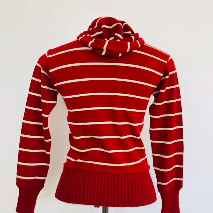 Blusa com Capuz - tam P - Imagem 6