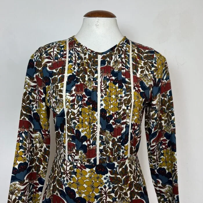 Macaquinho Shorts Saia Floral Zara - tam P - Imagem 2