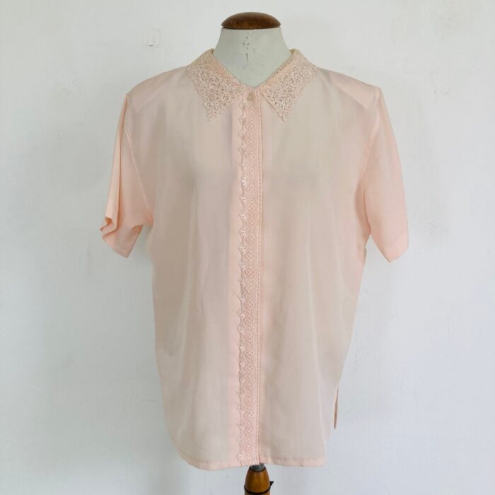 Blusa Vintage Rendas e Pedrinhas - tam G - Imagem 6