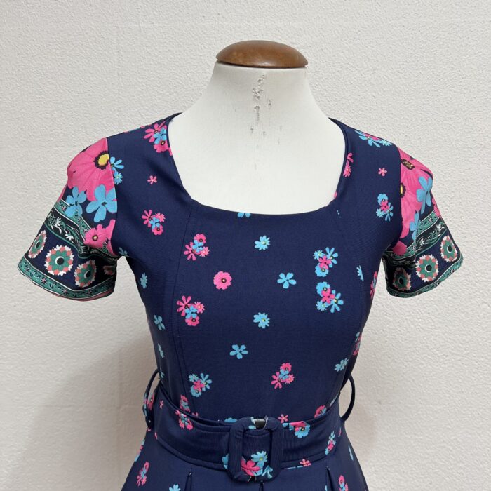 Vestido Floral Azul com Cinto - Tam P - Imagem 2