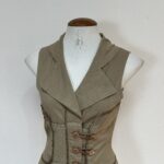 Colete com botões - Tam P - Imagem 2