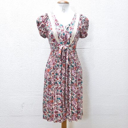 Vestido Floral com Rendas – Tam M