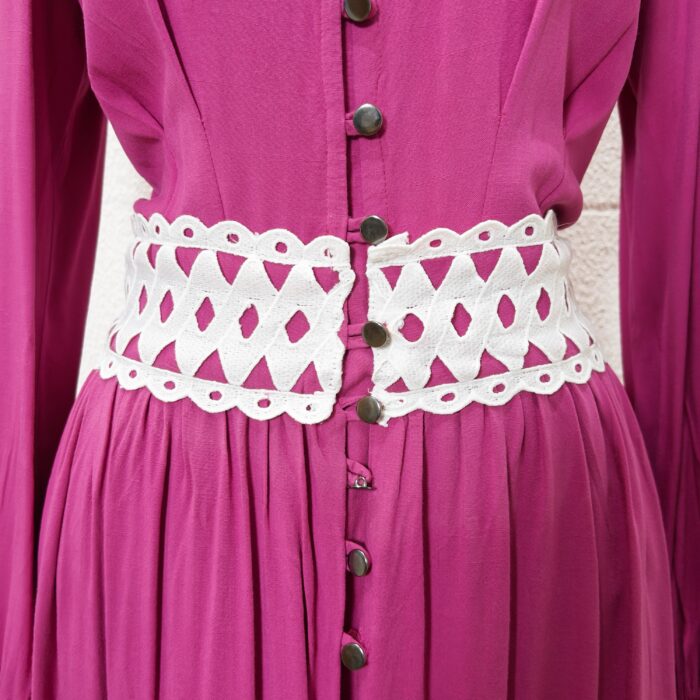 Vestido Rosa com Rendas - Tam M - Imagem 3