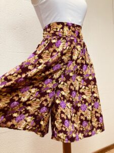 Short Saia Comprida Floral - tam M - Imagem 2