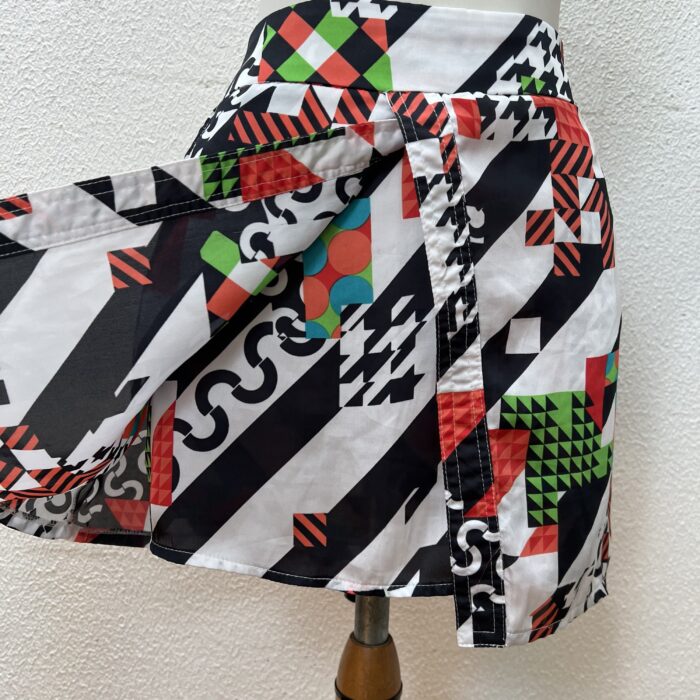 Saia Desenhos Geométricos - Tam M/G - Imagem 2