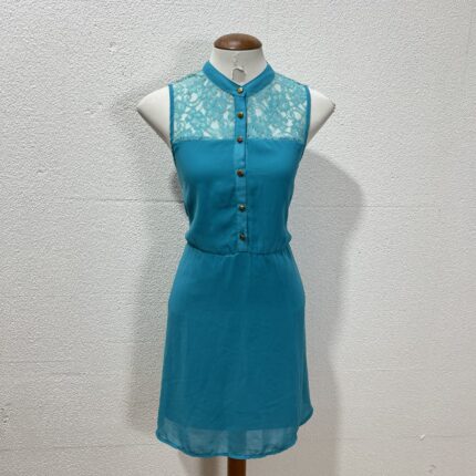 Vestido Azul com Rendas – Tam M