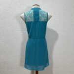 Vestido Azul com Rendas - Tam M - Imagem 6