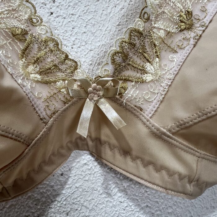 Sutiã com rendas - Tam M - Imagem 2