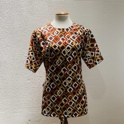 Blusa com faixa na cintura – tam G