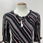 Blusa Listrada com Babados - Tam M - Imagem 2
