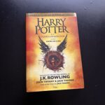 Livro Harry Potter e a Criança Amaldiçoada