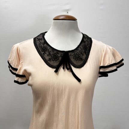 Blusa Salmão com Rendas – Tam P