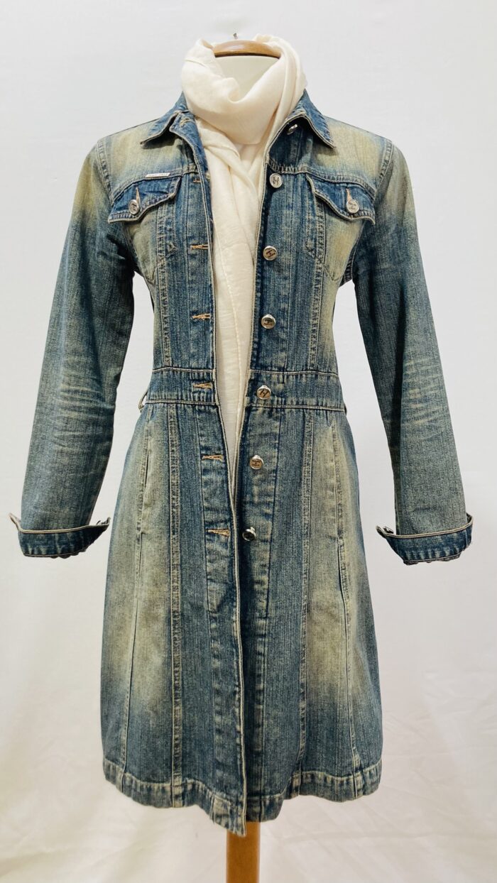 Casaco Jeans - tam P - Imagem 5