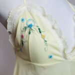 Camisola Amarela Vintage - tam P - Imagem 5