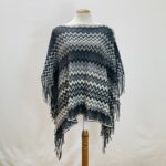 Poncho com Franjas - tam Único - Imagem 2