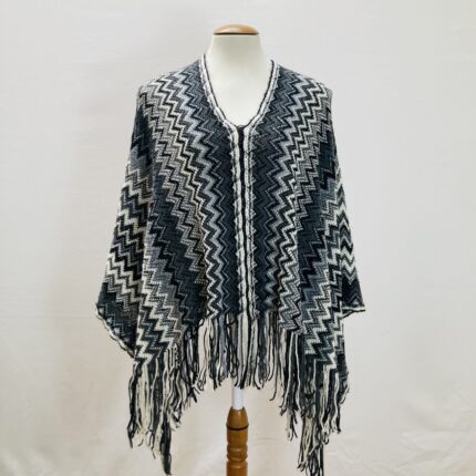 Poncho com Franjas – tam Único