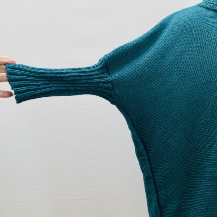 Blusão - Poncho com mangas - tam Unico - Imagem 4