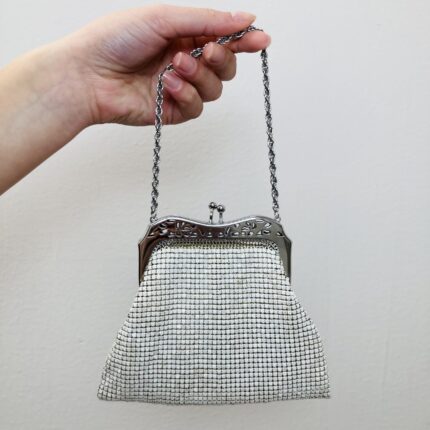 Bolsinha Vintage Metalica