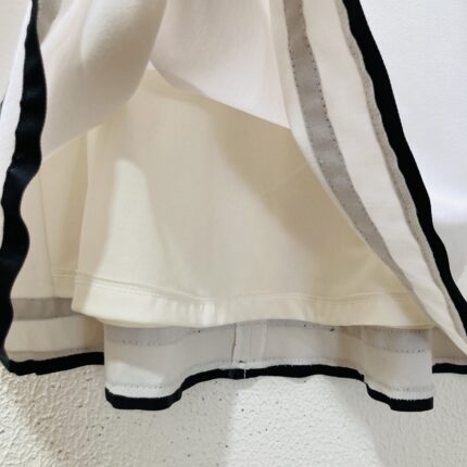 Saia off-white – tam P