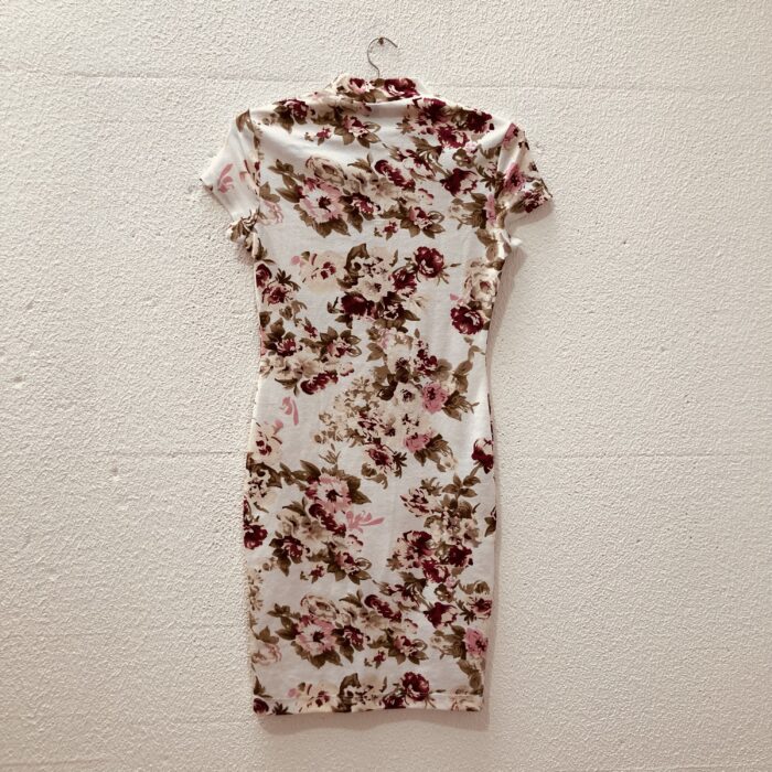 Vestido Justo Floral - tam P - Imagem 4