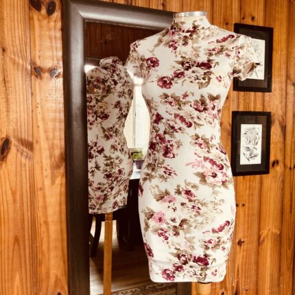Vestido Justo Floral – tam P