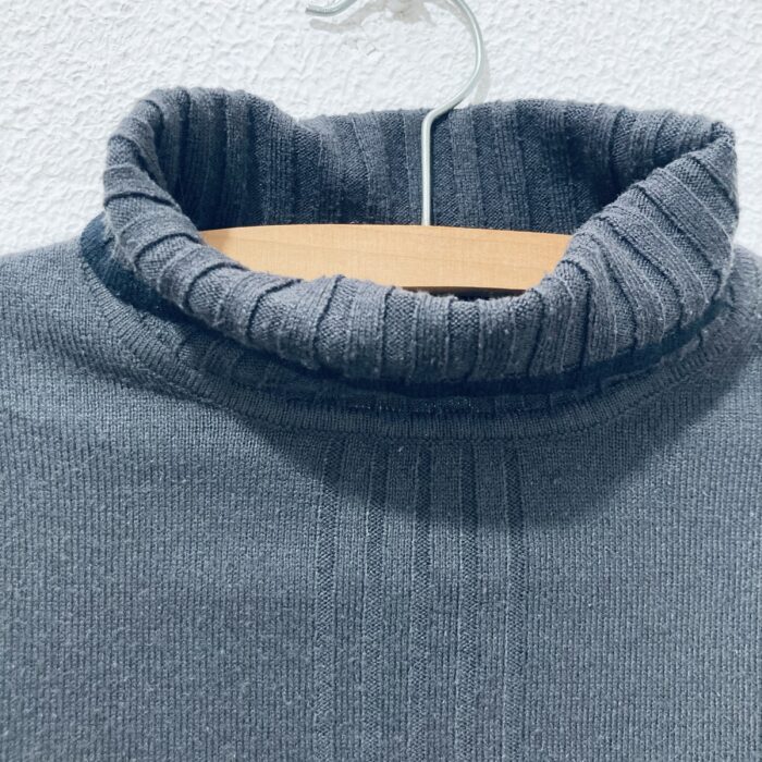 Blusa Gola Cacharréu Vintage - tam P/M - Imagem 3
