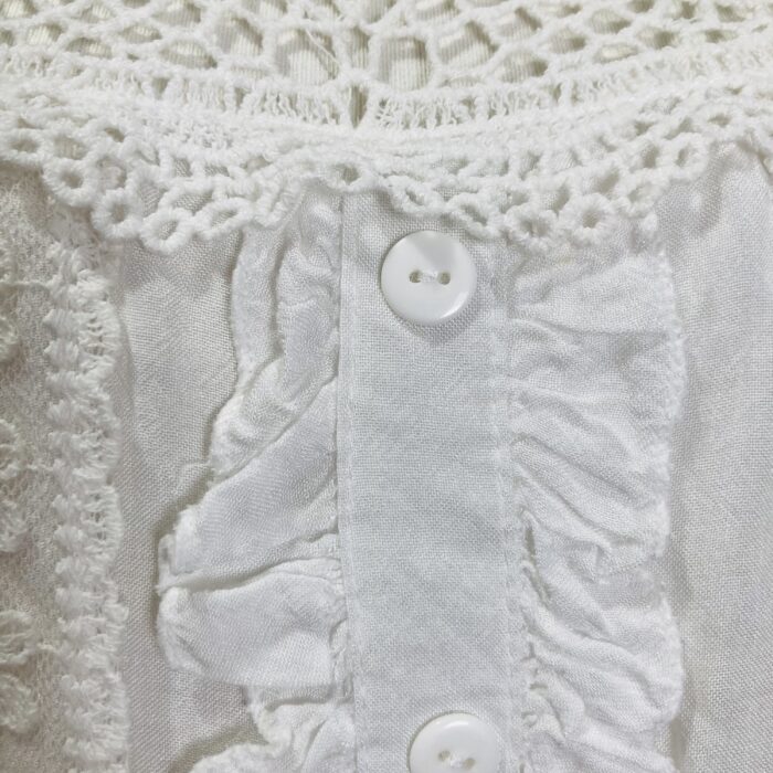 Blusa Branca com Rendas e Crochê - tam G - Imagem 3