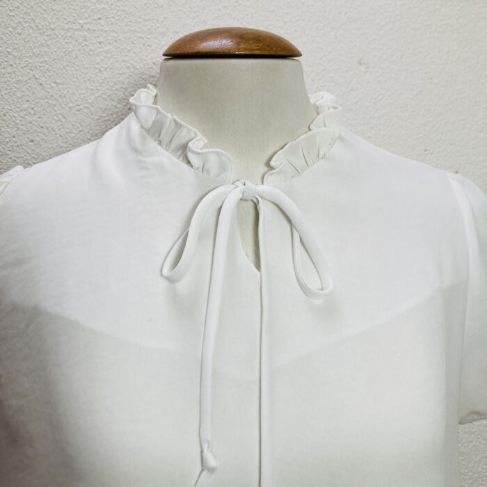Blusa Gola com Babadinhos - tam M - Imagem 2
