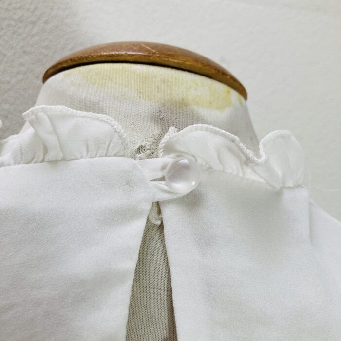 Blusa Gola com Babadinhos - tam M - Imagem 5