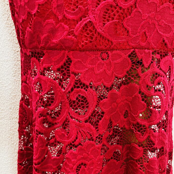 Saia e blusa em renda vermelha - tam M - Imagem 5
