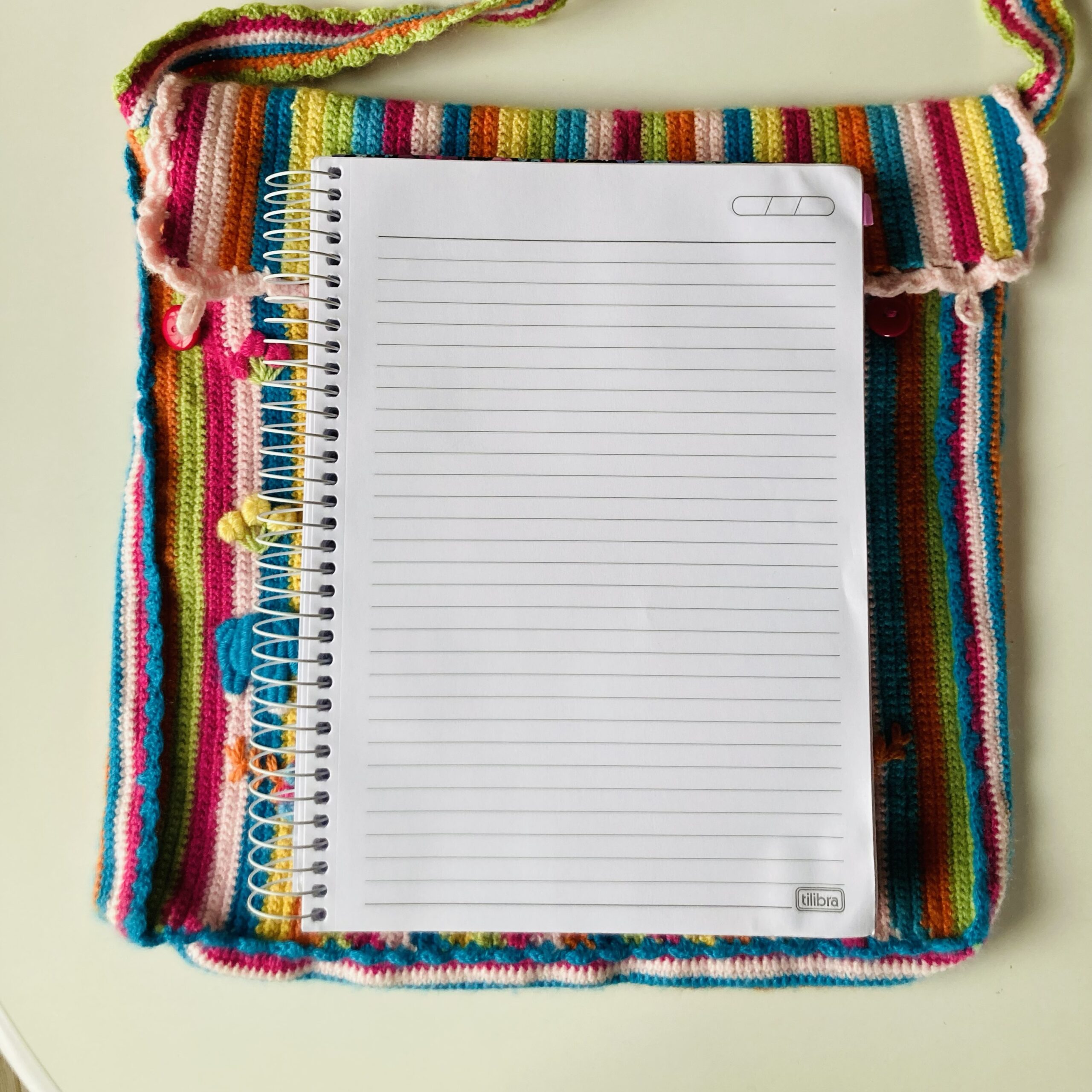Bolsa Tiracolor em Croche - tamanho grande - Imagem 2
