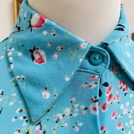 Blusa Seda Azul Floral – tam P