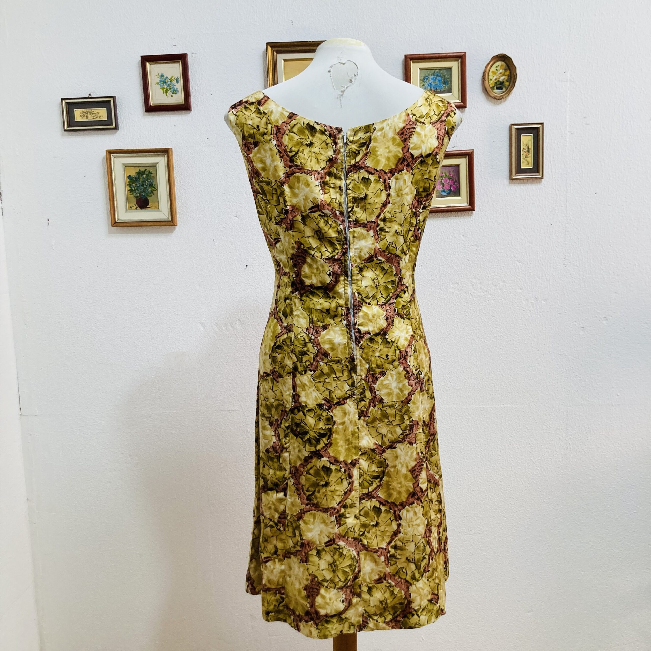 Vestido Vintage Decada 60 - tam G - Imagem 4