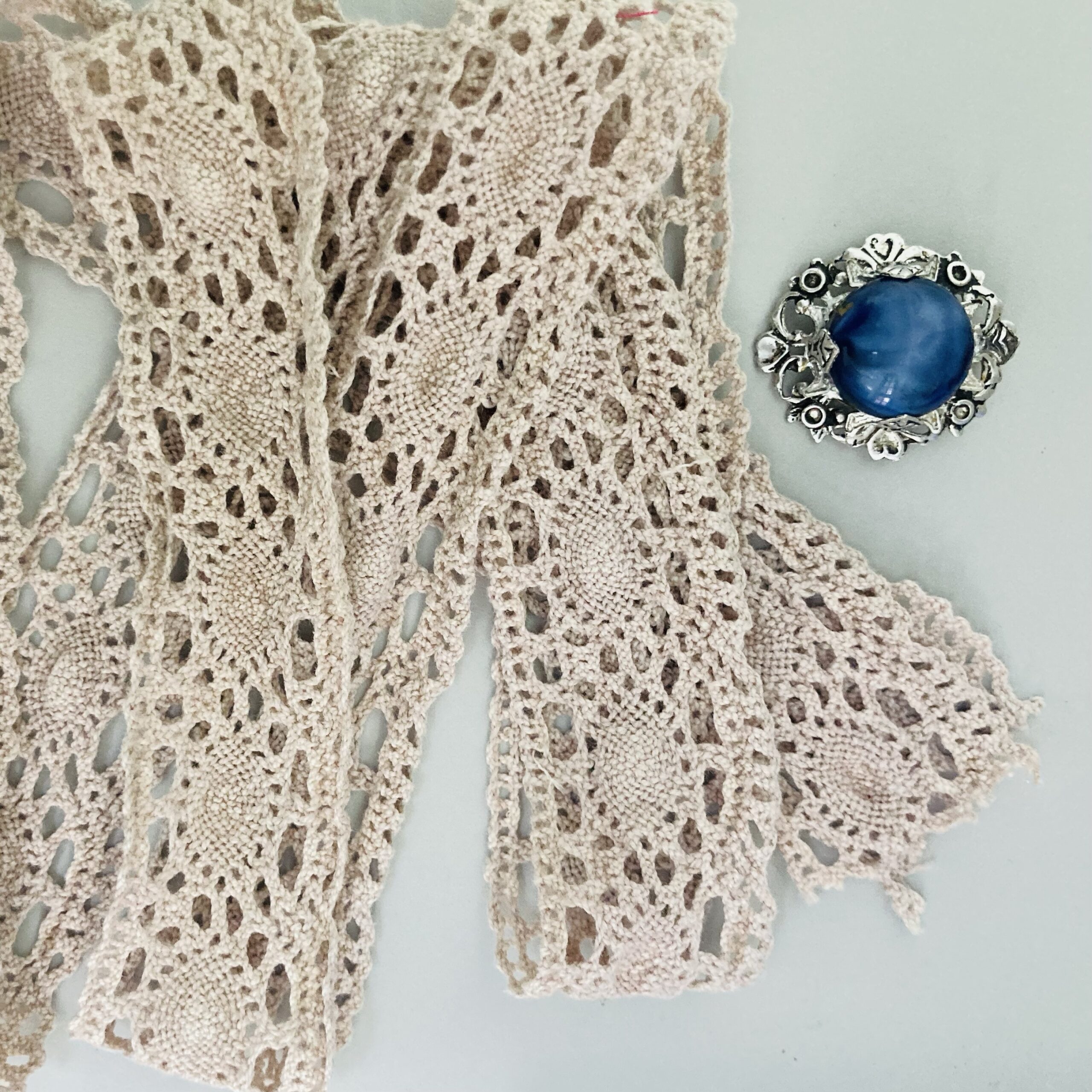 Laço em Rendas e Broche Azul - Imagem 5